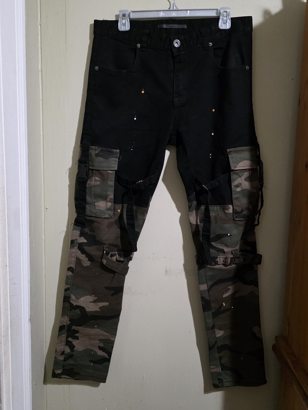Men's Black & Camouflage Cargo Pants with Utility Pockets Size 34 Us3d